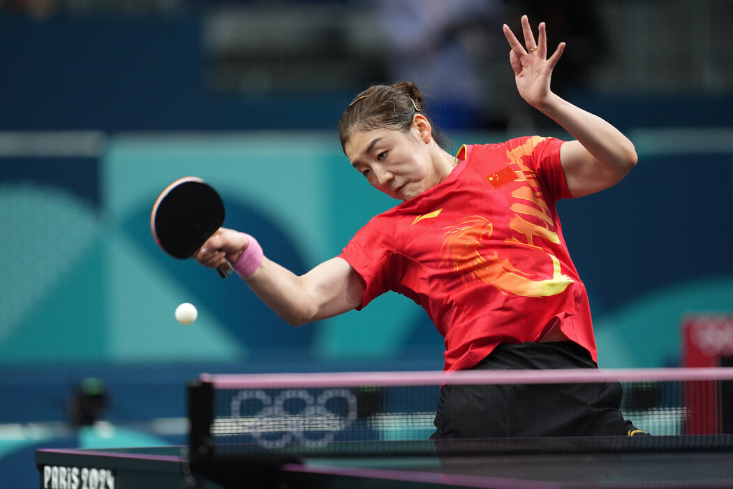 罗马诺：滕哈格正与阿贾克斯谈回归执教，但尚未做出决定